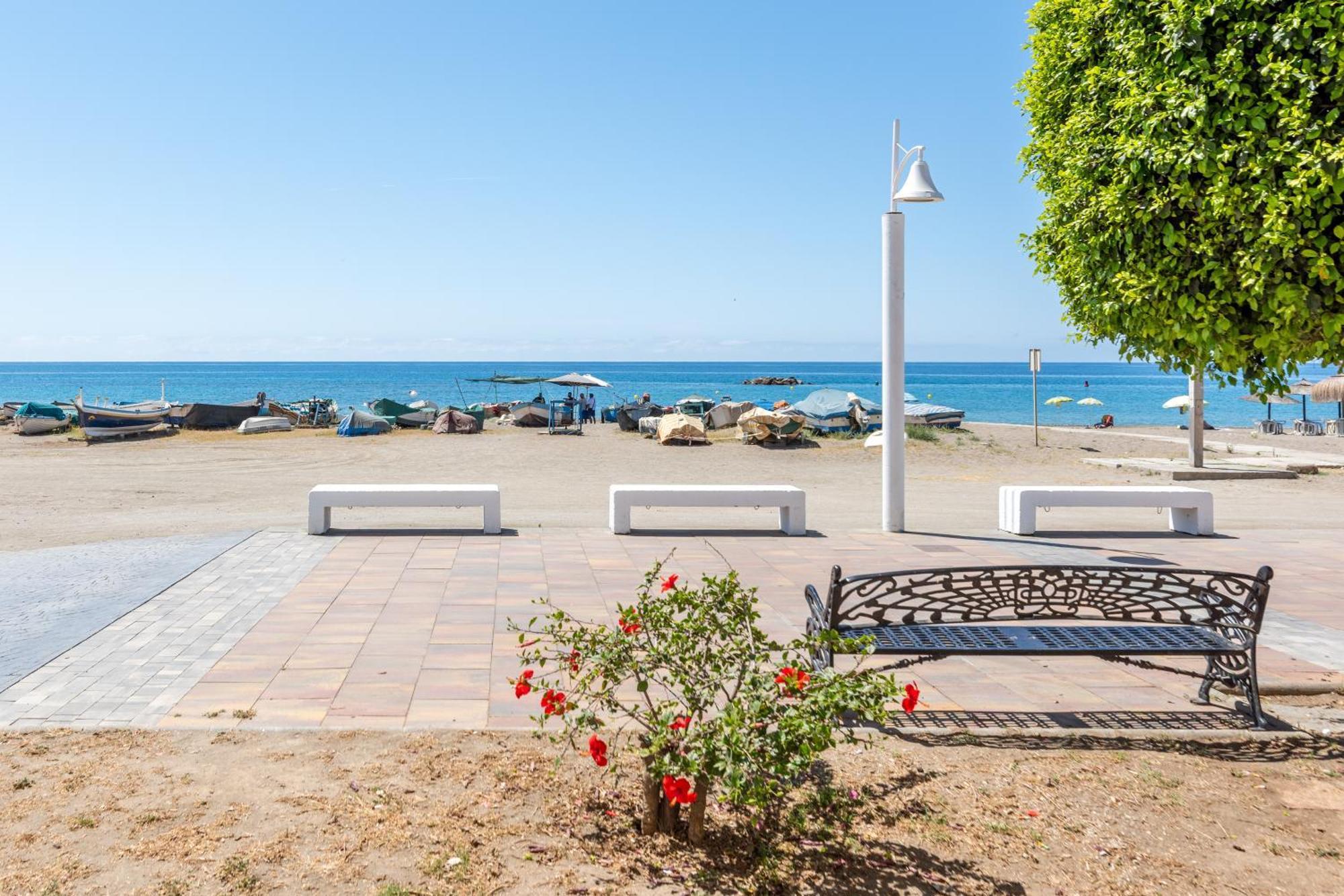 Wintowinrentals Dream Home On The Beachfront La Cala Del Moral Exteriör bild